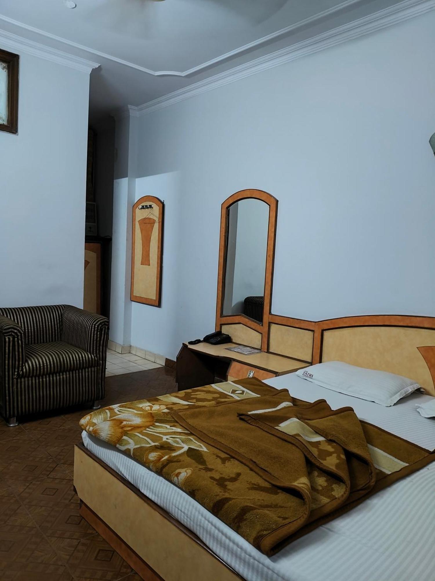 Hotel Yatri International นิวเดลี ห้อง รูปภาพ
